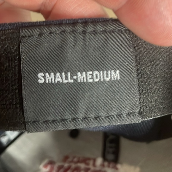 Cleveland Cavaliers 2016 Champion Hat New Era small/medium - Picture 5 of 5